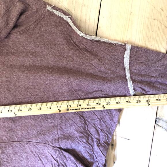 We the Free Free People Women's EUC Oversized Cowl Neck Sweater Pink/Mauve M - Picture 8 of 11